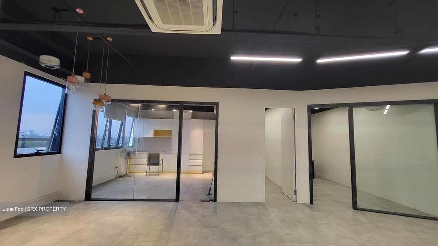 Eunos MRT (D14), Factory #457742421